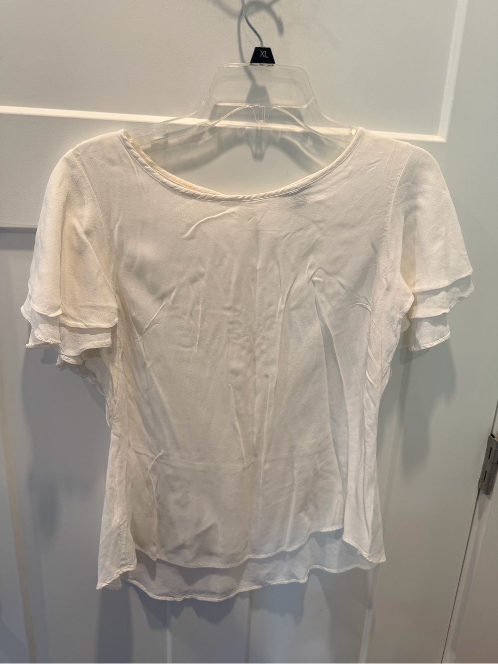 Ann Taylor Petite Ivory Ruffle Sleeve High Low Blouse Size MP